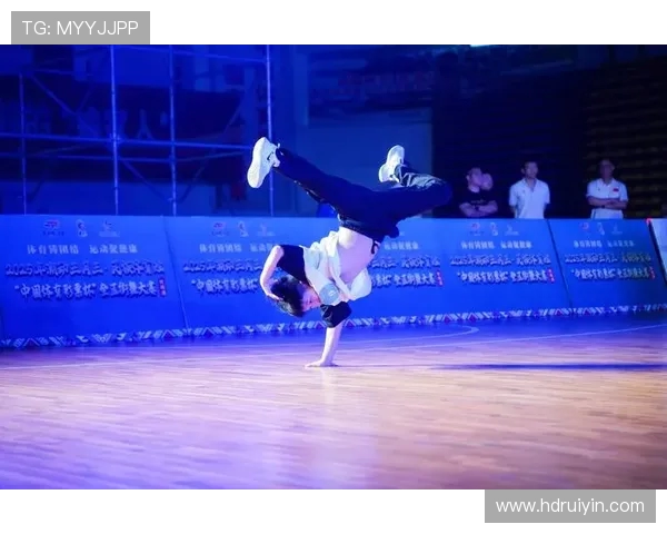 西安街舞队以65分领跑世界街舞大赛积分榜展现强大实力