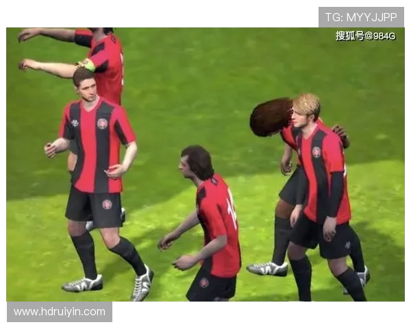 赛后分析：杭州足球队与重庆足球队的表现与状态对比探讨