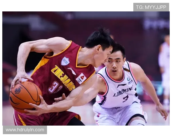 CBA青岛对阵辽宁精彩对决44轮赛程引发球迷热议与期待