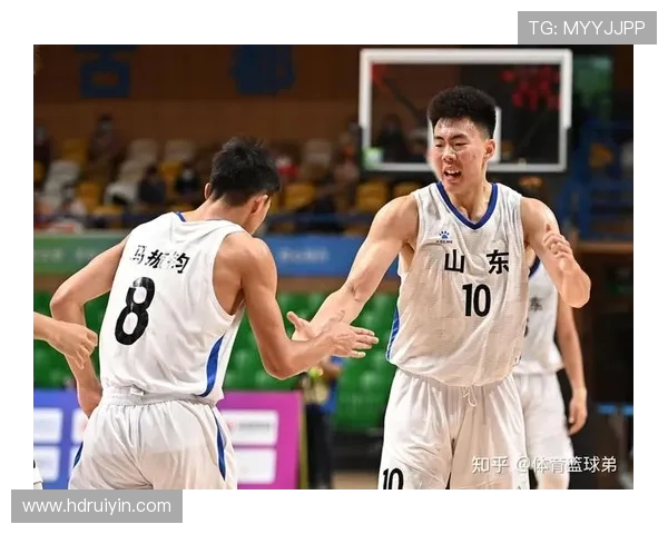 第13轮精彩对决新疆队迎战青岛队争夺胜利的关键时刻 第13轮精彩对决新疆队迎战青岛队争夺胜利的关键时刻