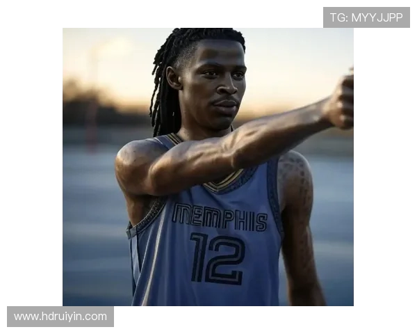 贾莫兰特的篮球之路：从天才少年到NBA明星的奋斗历程